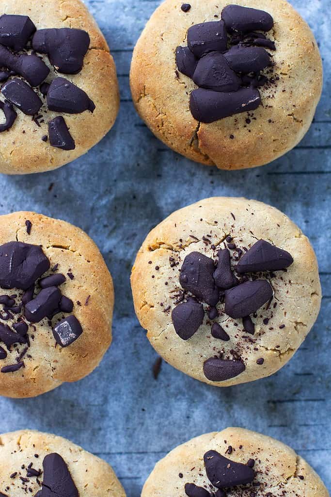 Vanilla Choc Chip Protein Cookies