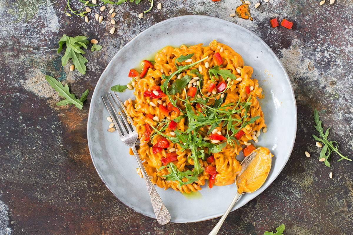 vegan creamy capsicum pasta 