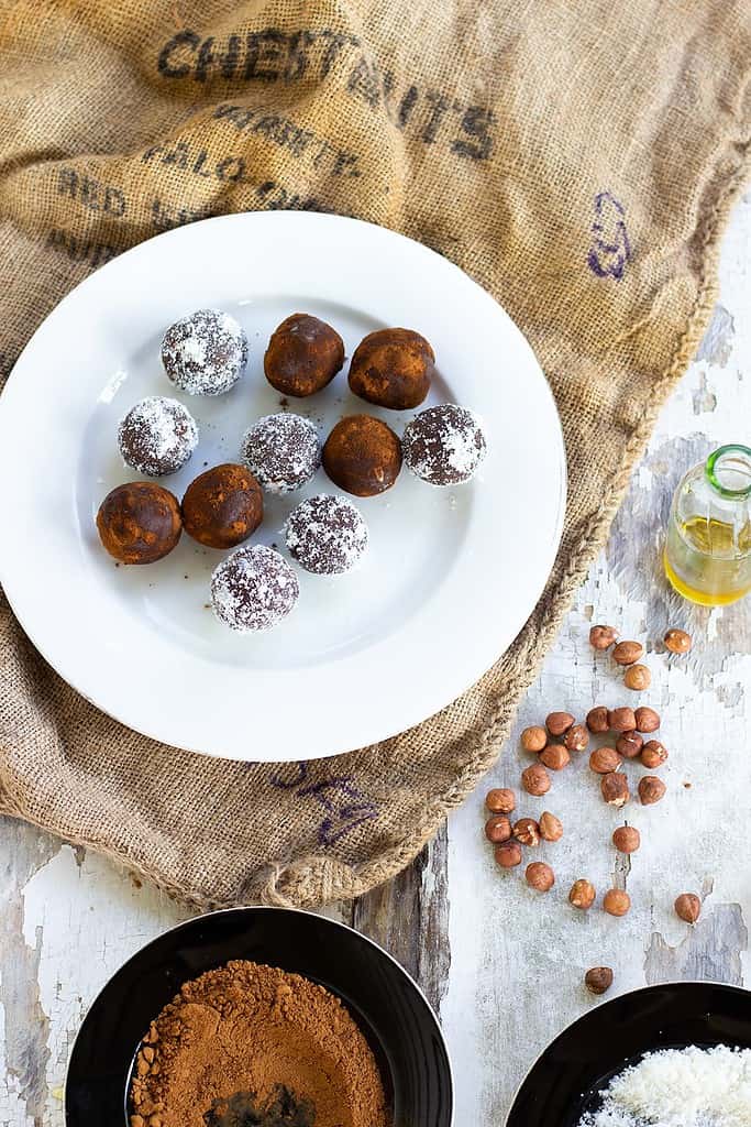 hazelnut & cacao protein balls recipe | Jessica Cox