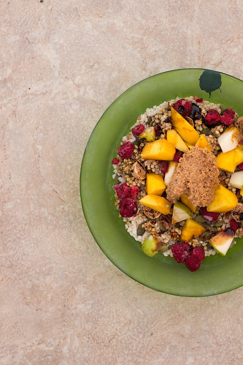 bircher muesli w mango & berries | jessica cox 