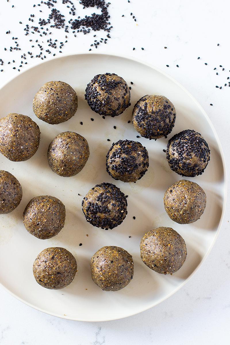 Jessica cox | one-handed healthy bone bliss balls