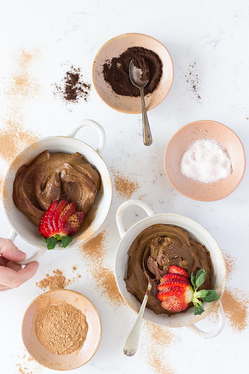 avocado chocolate mousse | jessica cox 