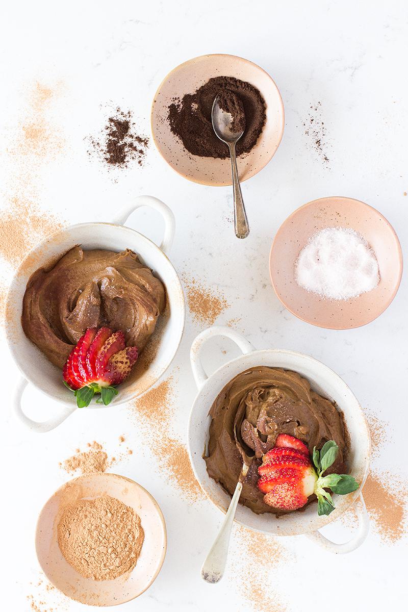 avocado chocolate mousse | jessica cox 