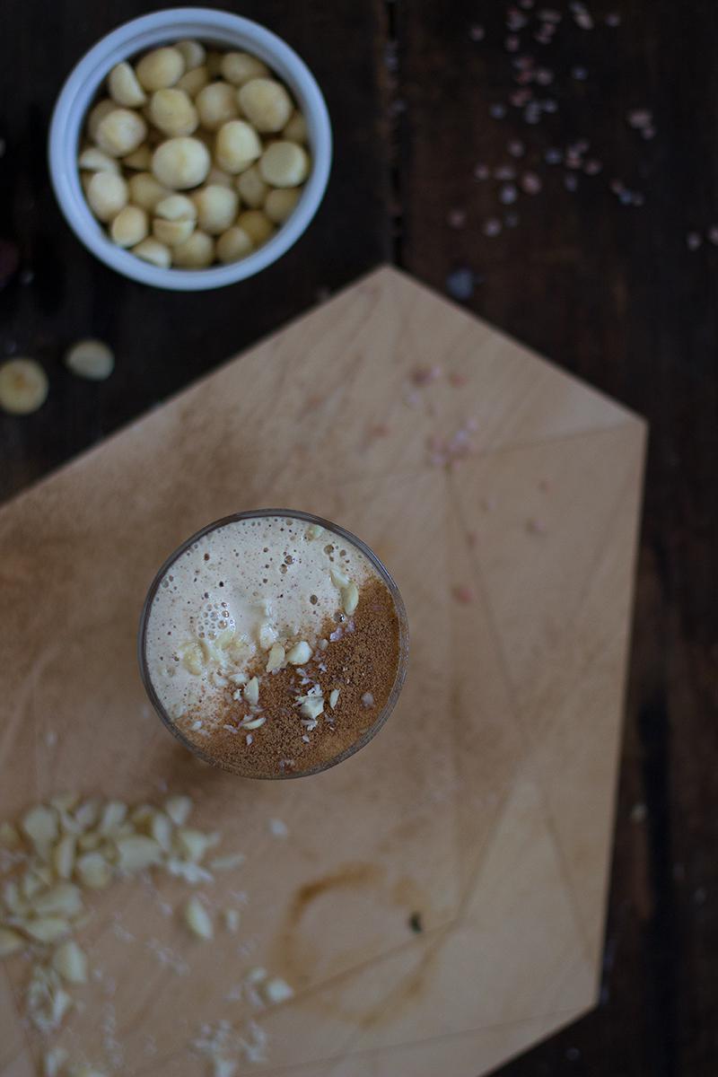 jessica cox | salted caramel smoothie #dairyfree