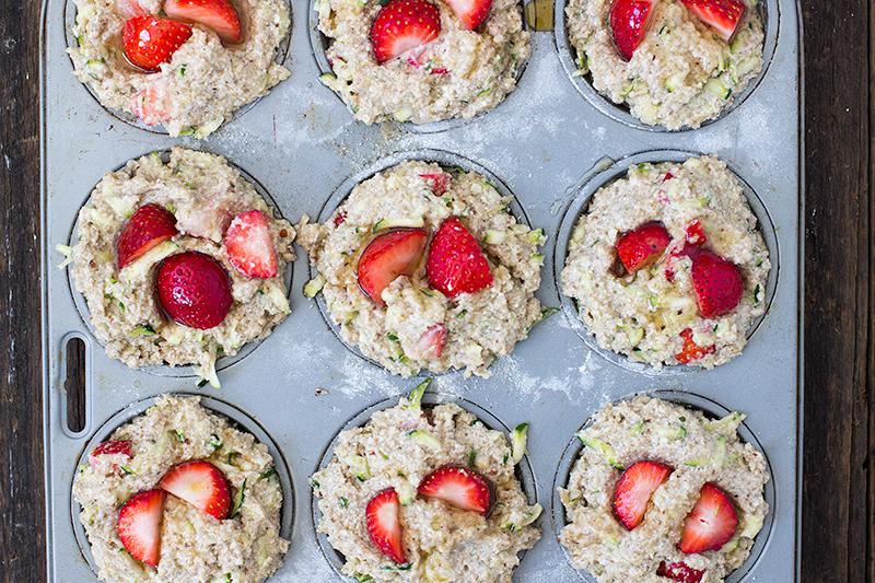 strawberry & brazil nut muffins | jessica cox 