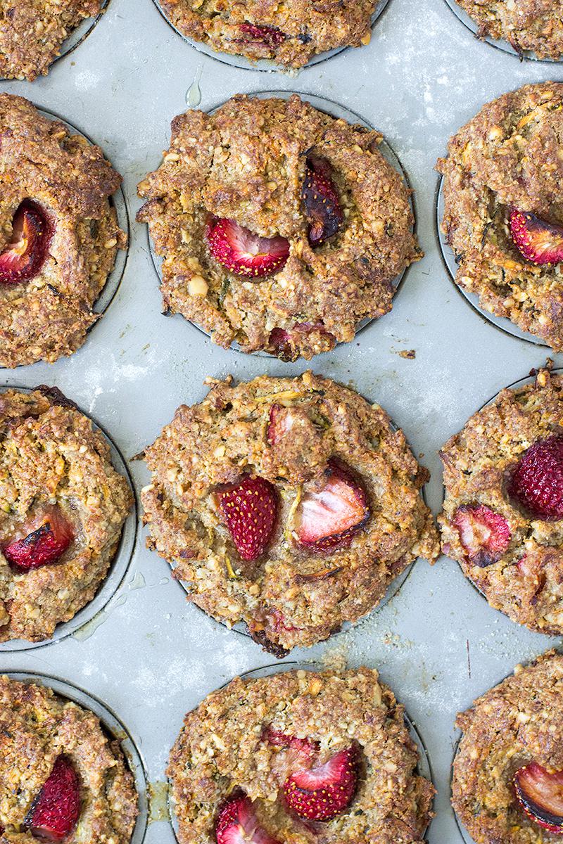 strawberry & brazil nut muffins | jessica cox 