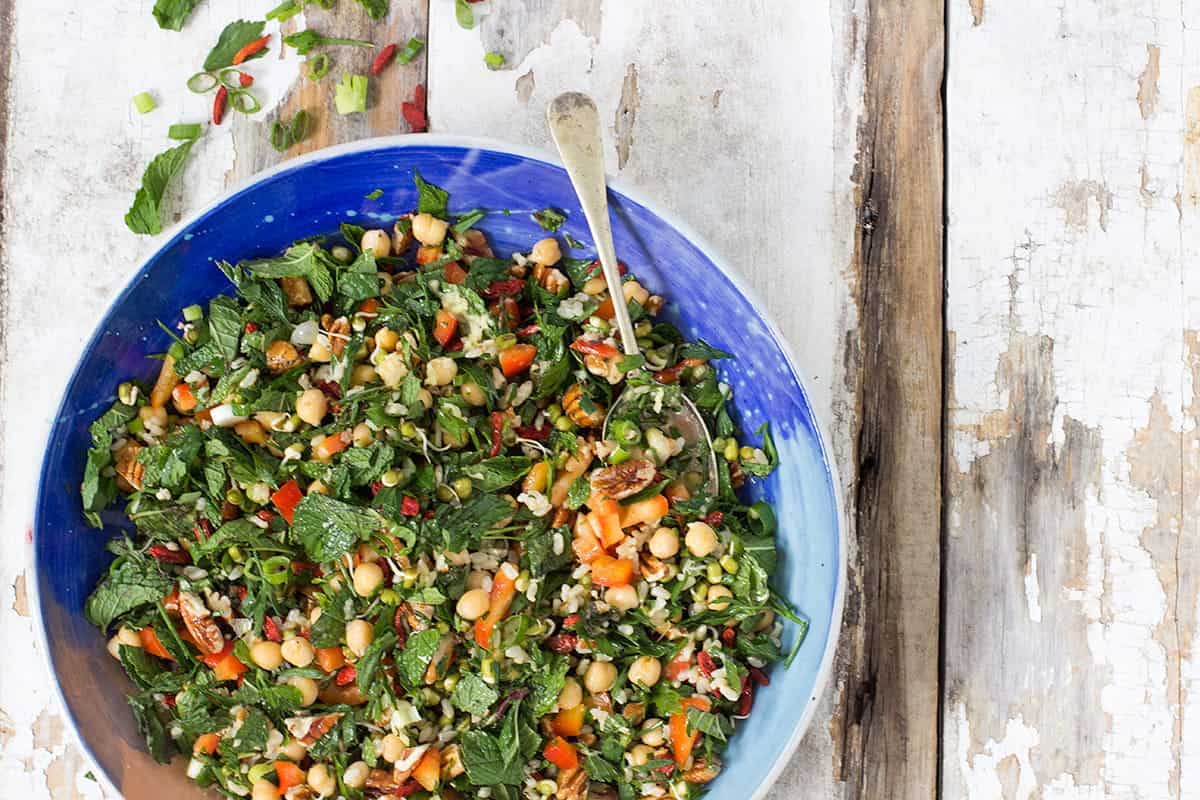 summer goji berry salad