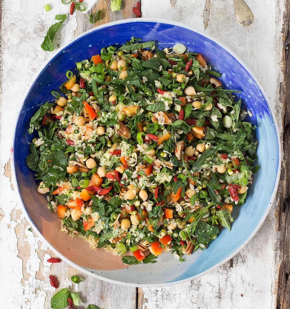 summer goji berry salad