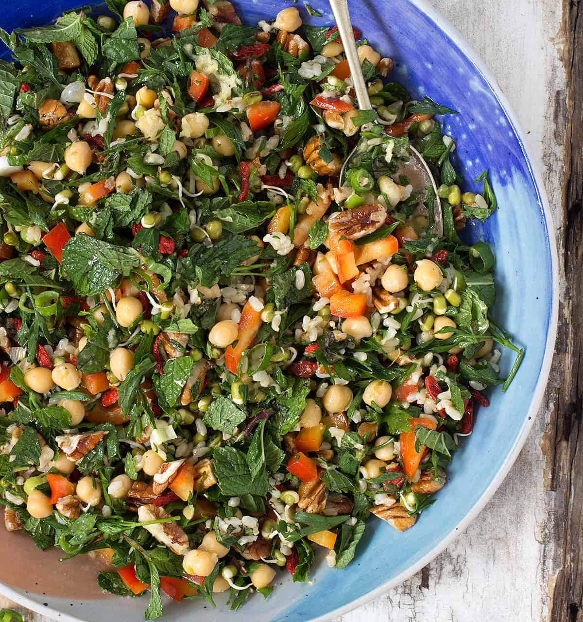 summer goji berry salad