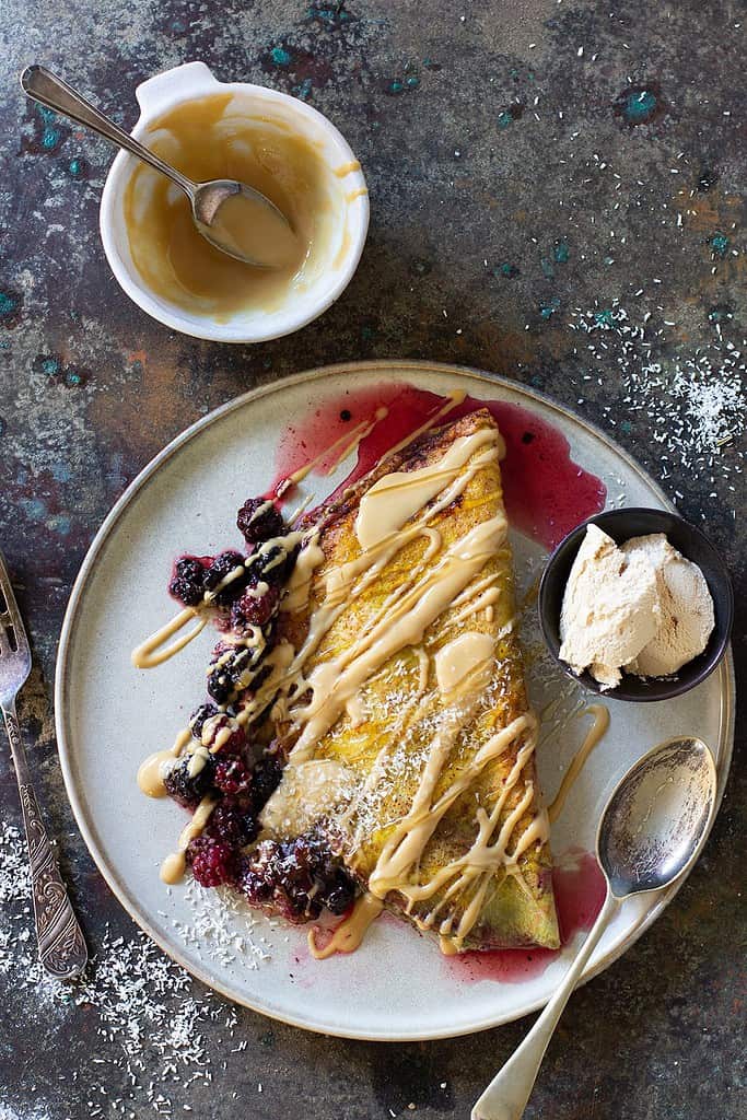 Sweet Omelette With Berries