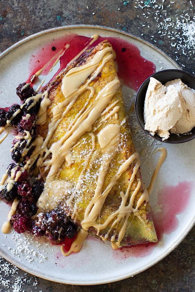 Sweet Omelette With Berries