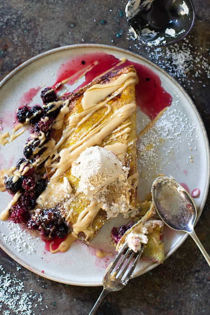 Sweet Omelette With Berries