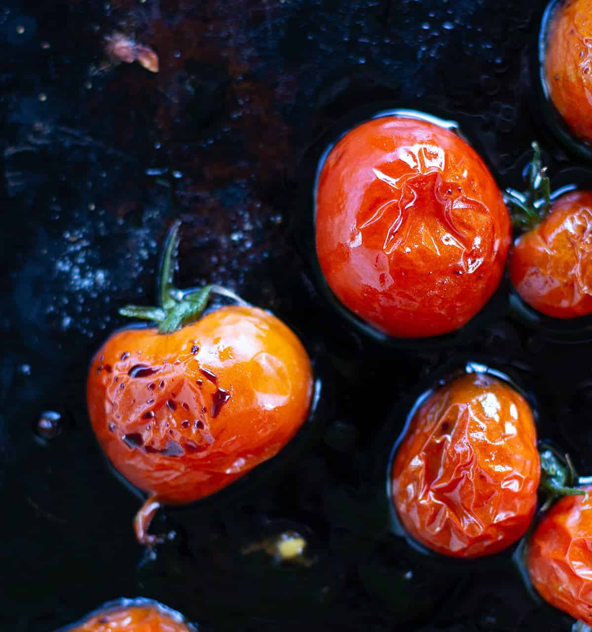 slow roasted tomato & balsamic pizza